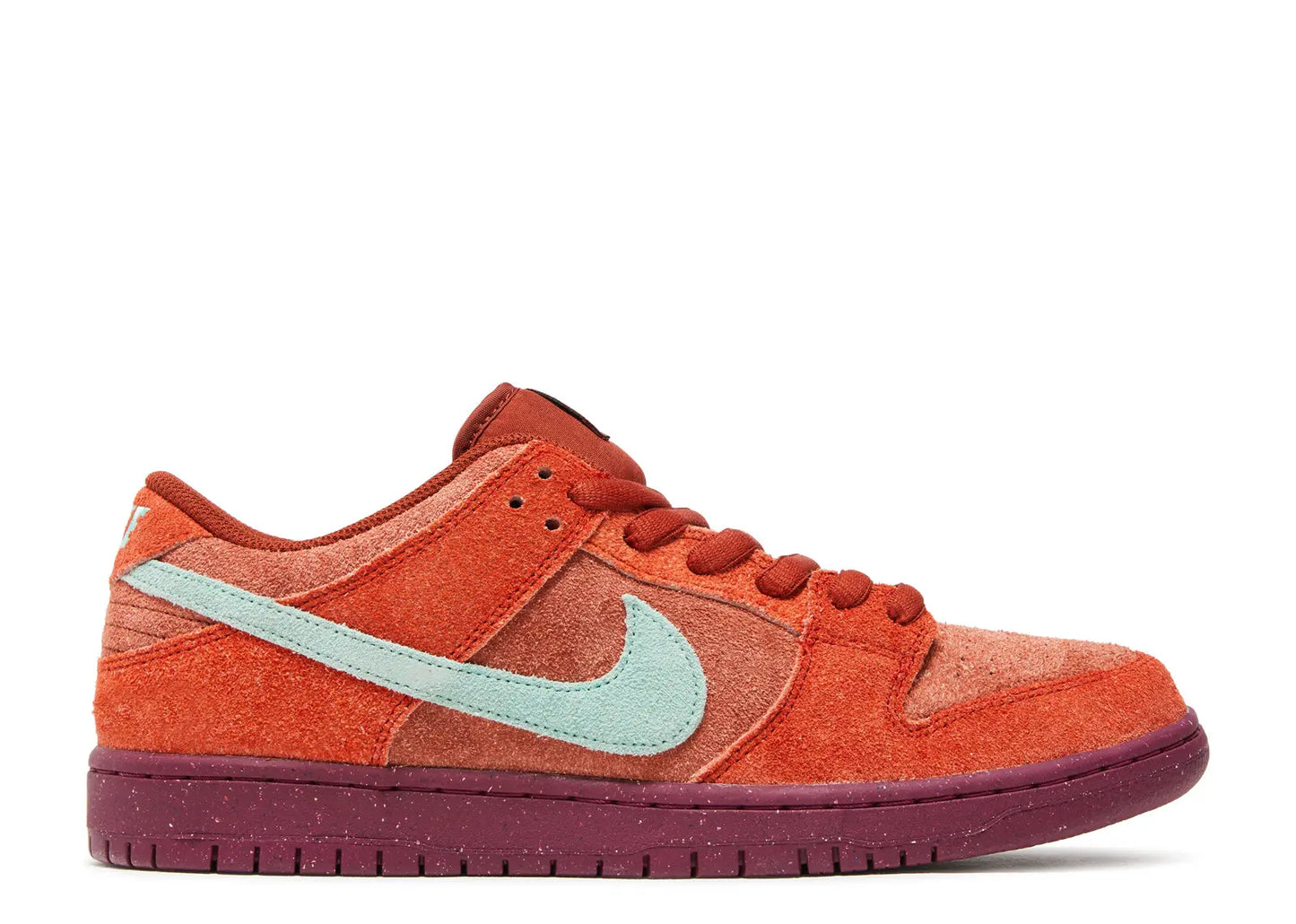 Nike SB Dunk Low "Mystic Red Rosewood"
