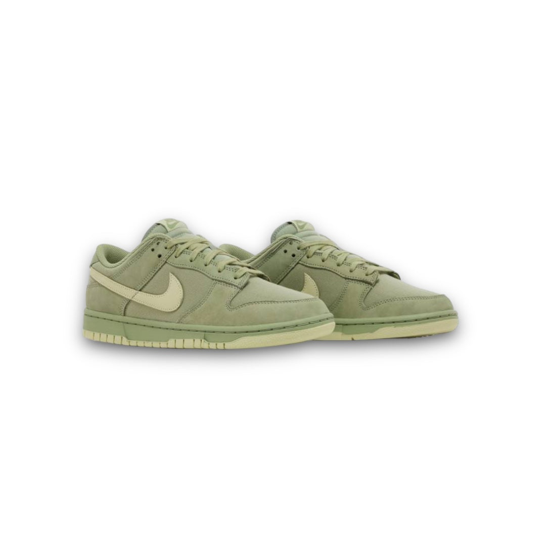 Dunk Low “Olive Green”