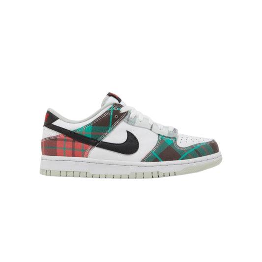 Nike dunk low “Tartan Plaid”