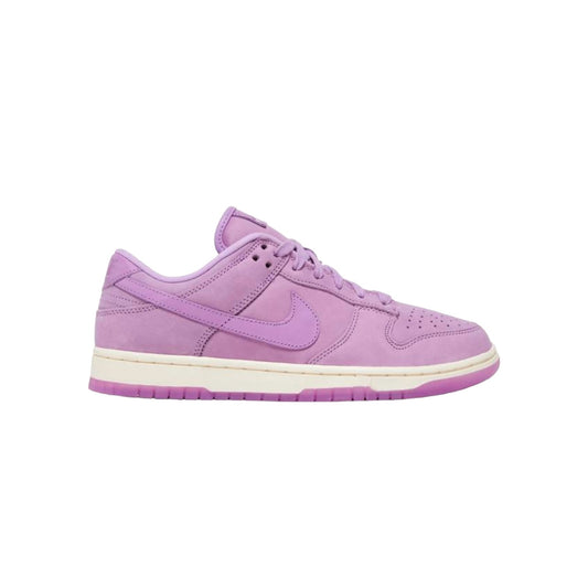 Nike dunk low “Rush Fuchsia”