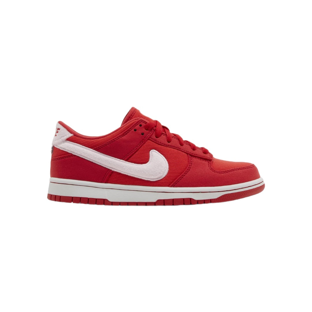 Dunk Low GS ‘Valentines Day 2024’