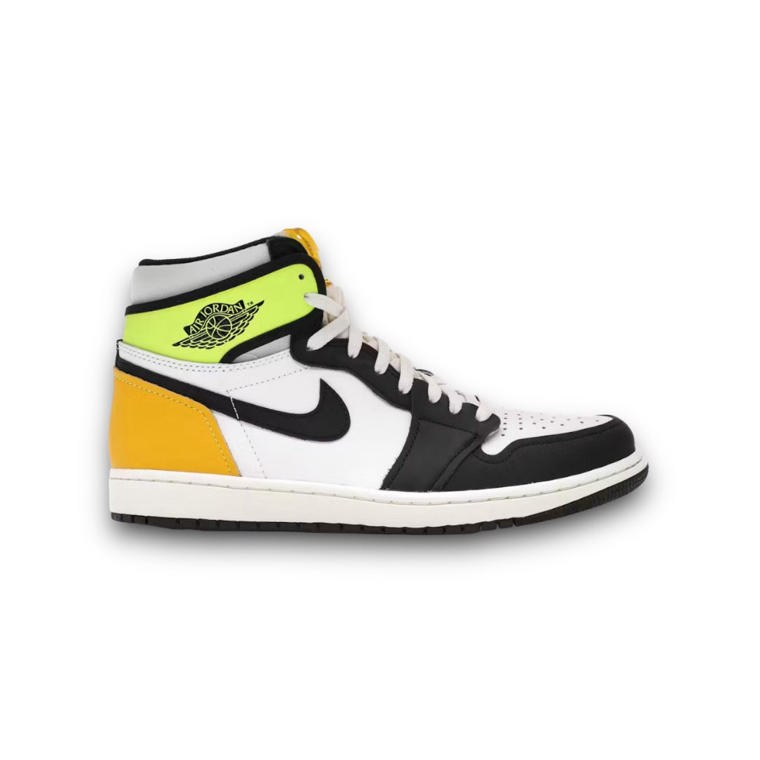 Jordan 1 Retro High “White Black Volt University Gold”