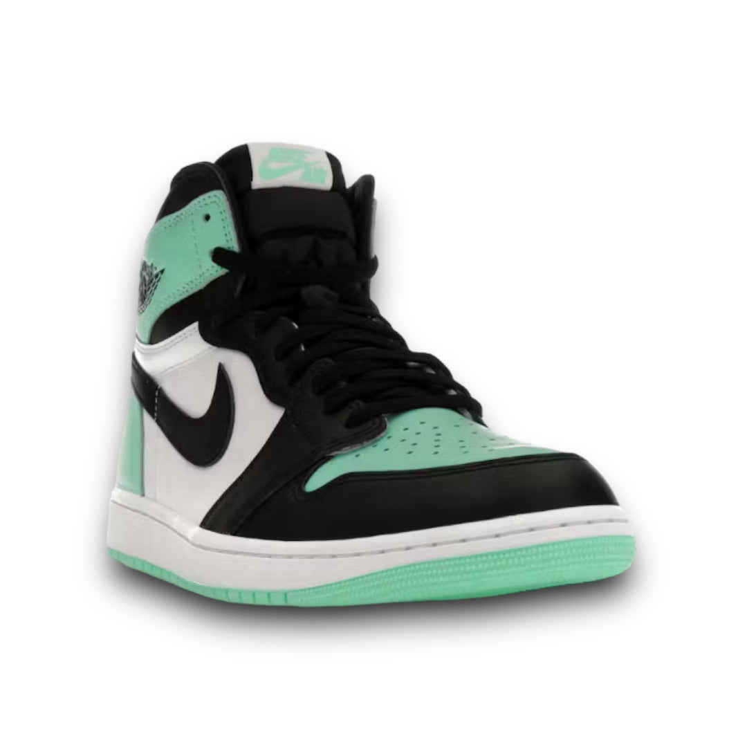 Jordan 1 Retro High OG “Green Glow”