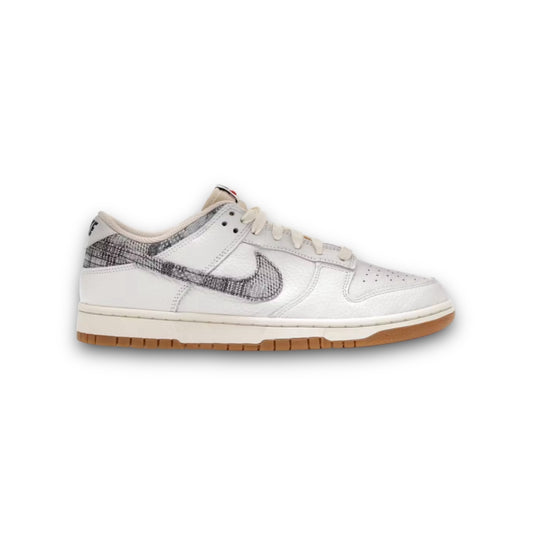 Nike Dunk Low “New Americana Washed Denim”